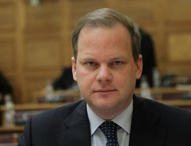 Καραμανλής: «Η κυβέρνηση θα χάριζε το Ελ. Βενιζέλος χωρίς την παρέμβαση της Κομισιόν»